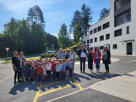 965a1d4b-ab78-44a1-a7e8-81f856c90d8a (1)